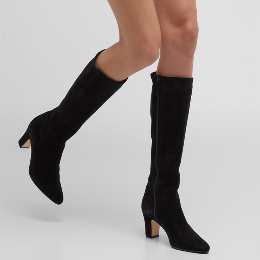 New with tags Manolo Blahnik Pitana Suede Boots